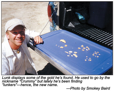 Picks & Pans: Confessions of a Professional Nuggetshooter - October 2002  (Vol. 72, No. 2) - ICMJ's Prospecting and Mining Journal